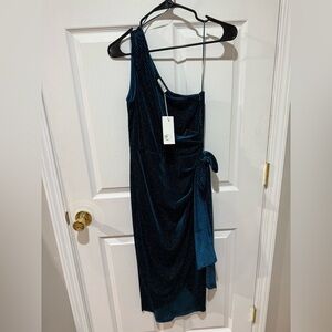 Elegant Blue One-Shoulder Dress